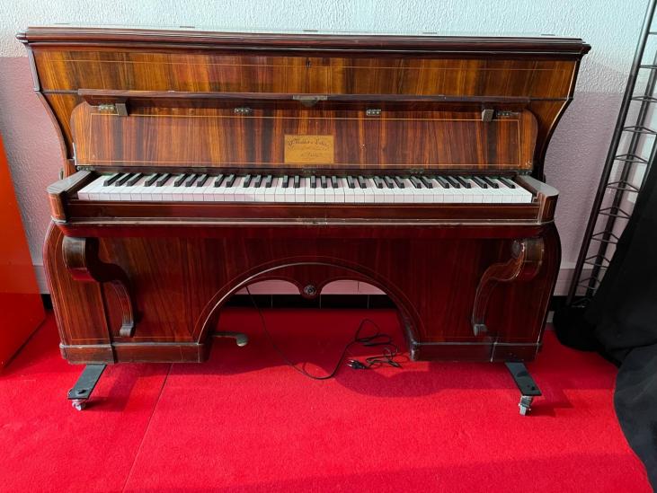 PIANO DROIT OCCASION - EQUIPE CLAVIER NUMERIQUE YAMAHA CLP-152S