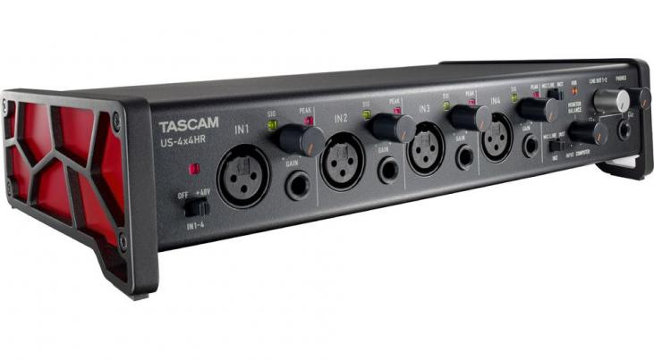 TASCAM US-4X4HR - CARTE SON 4 IN 4 OUT HAUTE RESOLUTION